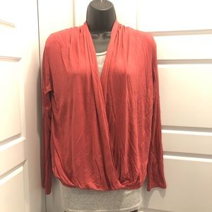 💖 NWT Double Zero layering top from Buckle! Beautiful mauve color. Size S
